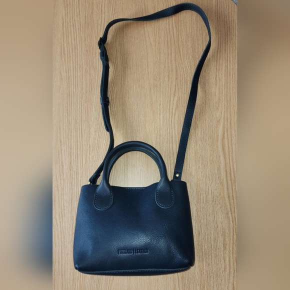 Portland Leather - Small Classic Raindrop Crossbody Bag in Night Owl *Like new!* - Picture 7 of 7